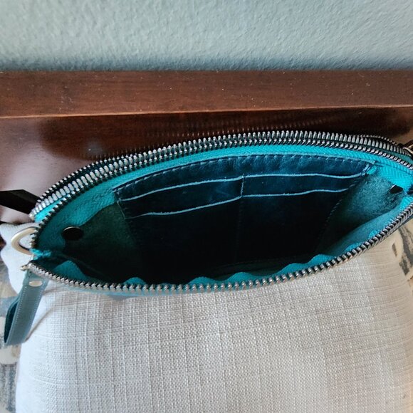 Rough & Tumble Tourmaline twin clutch with card slots - Picture 4 of 5